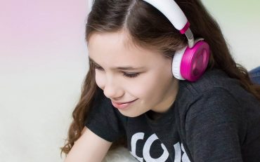 JuniorJams-On-Ear-Headphones-For-Kids JuniorJams On Ear Headphones For Kids
