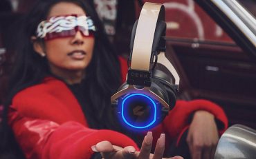 CEEK-4D-Wireless-Headphones CEEK 4D Wireless Headphones