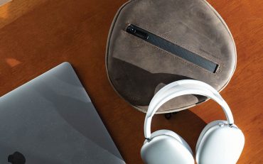 Headphone-protective-Shield-Case Headphone protective Shield Case