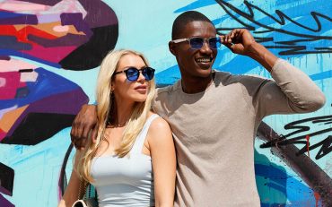 Lyte Wayfarer Smart Glass