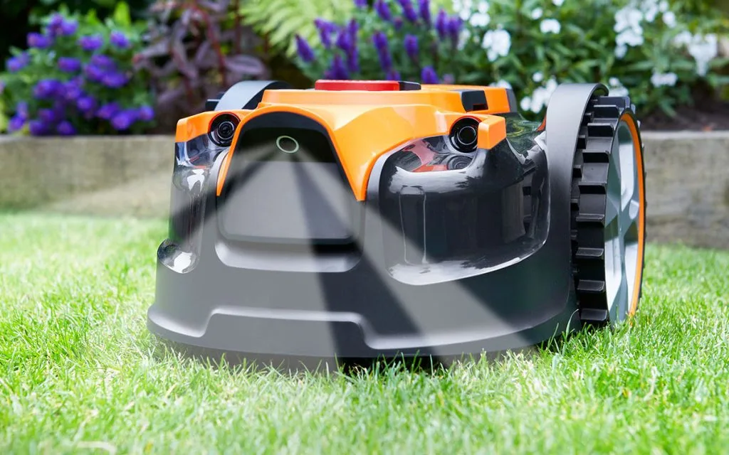 LawnMaster OcuMow 200 Series